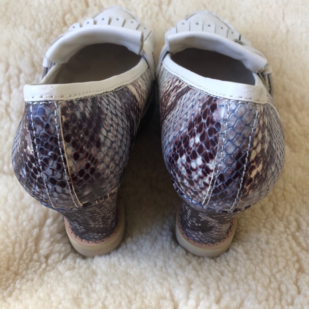 Snake print Fringed Leather Wedges - Picture 5 of 6